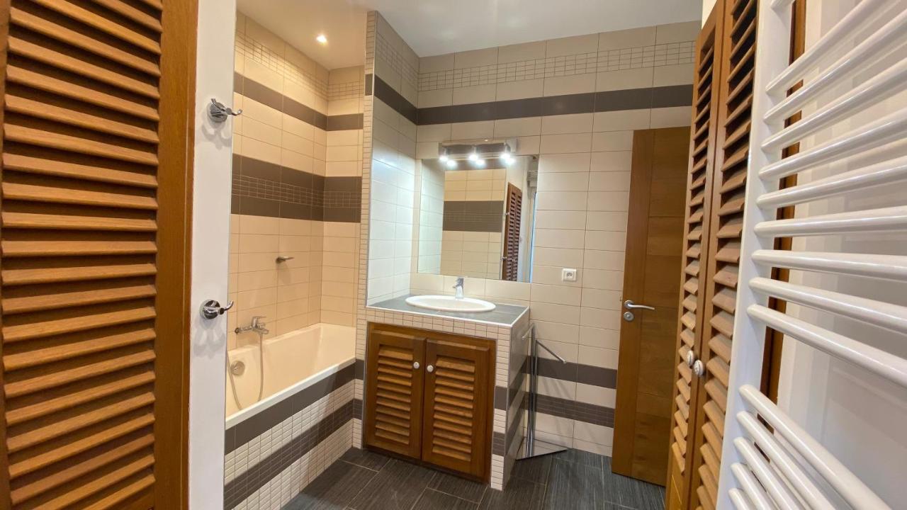 T3 De 140M2 Pour 7 Pers- Extra Centre Ajaccio - A 5 Min A Pied Des Plages - Classe 5 Etoiles - Casa Di Artisti エクステリア 写真