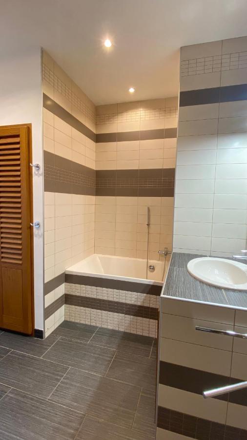 T3 De 140M2 Pour 7 Pers- Extra Centre Ajaccio - A 5 Min A Pied Des Plages - Classe 5 Etoiles - Casa Di Artisti エクステリア 写真